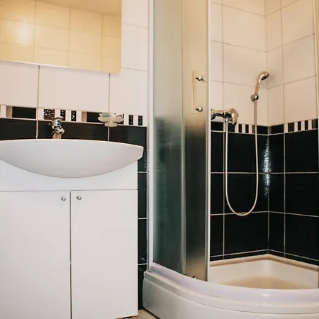 汽车旅馆 Matic 4*